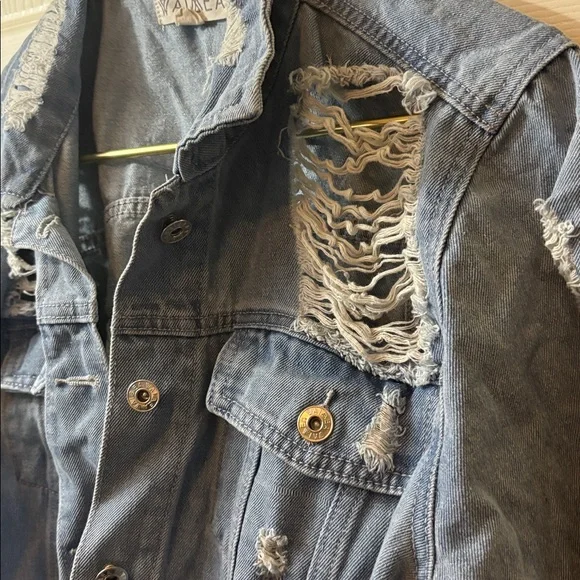 Distressed Blue Denim Jacket Waimea - Picture 4 of 8